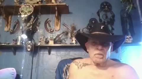 hugodickkes349241 online show from May 20, 12:17 am