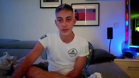 Hugo online show from November 3, 10:44 pm