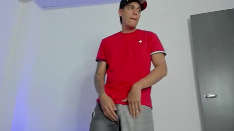 Snapshot of hugosan2 chatting on September 19, 6:08 pm Hugo online show from September 19, 6:08 pm