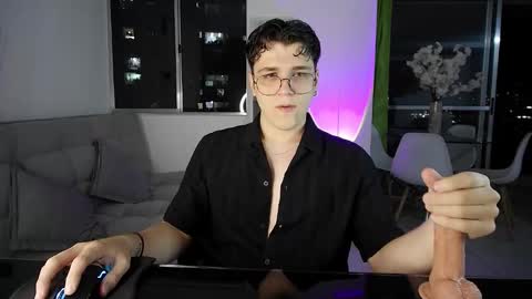 Snapshot of hun_damer chatting on October 3, 2:38 am hun_damer online show from October 3, 2:38 am