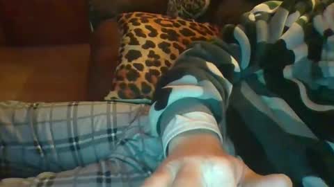 Snapshot of hung69foryou chatting on October 18, 11:42 pm hung69foryou online show from October 18, 11:42 pm