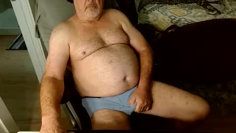 hung and thick online show from May 25, 6:03 pm