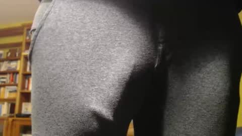 Big uncut cock dripping online show from January 13, 12:37 am