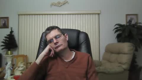 Snapshot of hunkmasclefad458 chatting on January 9, 4:41 am hunkmasclefad458 online show from January 9, 4:41 am