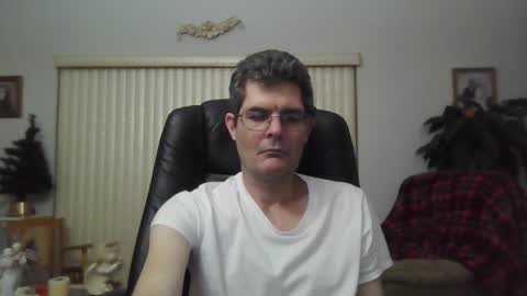 Snapshot of hunkmasclefad458 chatting on December 29, 4:48 am hunkmasclefad458 online show from December 29, 4:48 am