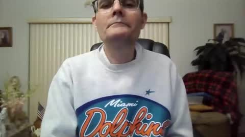 hunkmasclefad458 online show from June 24, 5:43 am