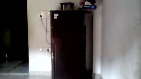 hunkster102 online show from February 15, 5:35 am