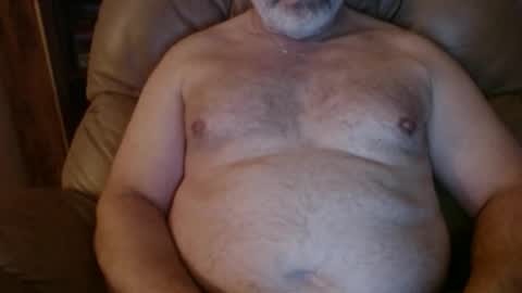 huntermark1 online show from December 3, 4:07 am