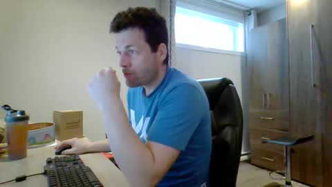 hurley7890 online show from March 9, 1:05 pm