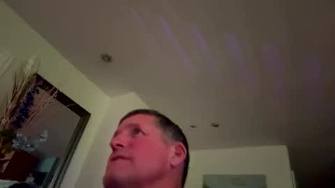 hvacstud4 online show from February 5, 1:23 am