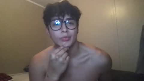 hyunluv online show from November 6, 8:39 am