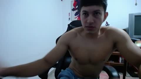 iam_yourbabyprincess_xd online show from July 7, 6:33 pm
