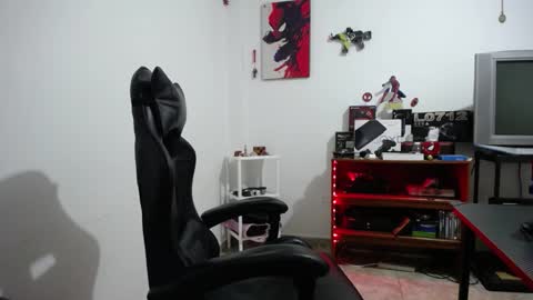 iam_yourbabyprincess_xd online show from March 14, 4:36 pm