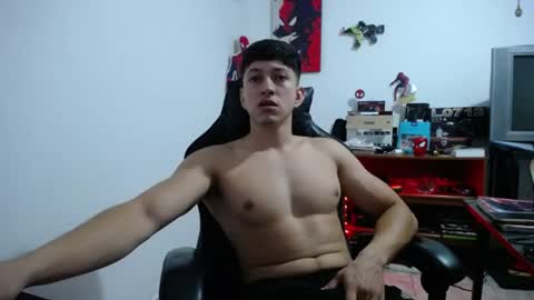 iam_yourbabyprincess_xd online show from July 29, 5:06 am
