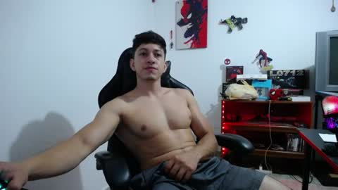 iam_yourbabyprincess_xd online show from July 2, 4:51 am