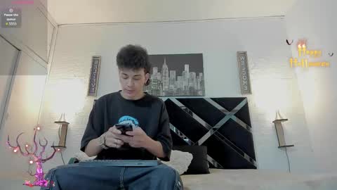Snapshot of iamduque chatting on October 22, 4:05 am Iam Joseant online show from October 22, 4:05 am