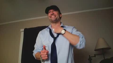 Snapshot of iamhereandnow chatting on March 7, 12:37 am iamhereandnow online show from March 7, 12:37 am