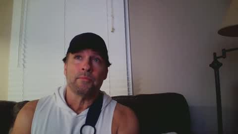 Snapshot of iamhereandnow chatting on March 6, 12:32 am iamhereandnow online show from March 6, 12:32 am