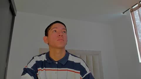 Juliiiiian online show from March 17, 12:18 pm