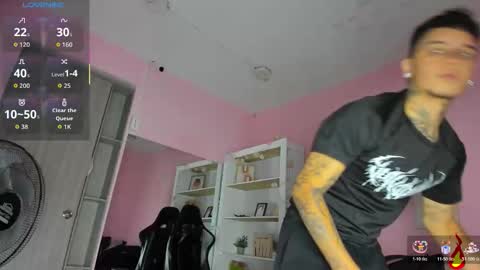 IAN CASTILLO online show from November 13, 11:15 am