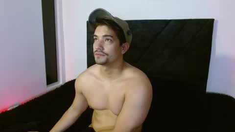 Ian Davis online show from June 14, 1:58 am