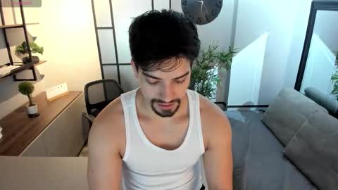 Ian Davis online show from September 17, 12:28 pm