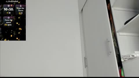 Ian Machado online show from February 11, 5:16 am