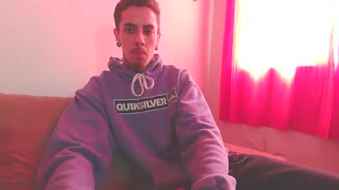 icaro0223 online show from October 29, 3:37 pm