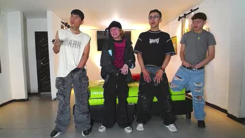 THOMAS AND DAMIAND online show from December 22, 12:46 pm