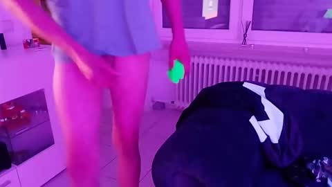 Snapshot of icheinfachich13 chatting on October 13, 11:44 pm Ichhalt online show from October 13, 11:44 pm