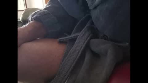 Snapshot of icumalot4you chatting on March 11, 8:52 am icumalot4you online show from March 11, 8:52 am