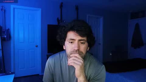 Snapshot of icy_ivy chatting on October 14, 6:53 am Ivan online show from October 14, 6:53 am