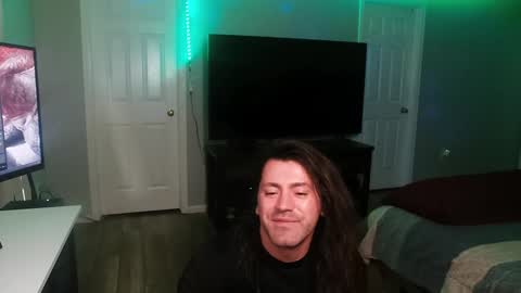 Snapshot of icy_ivy chatting on January 22, 2:35 pm Ivan online show from January 22, 2:35 pm