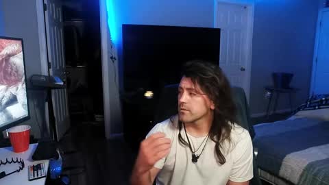 Snapshot of icy_ivy chatting on December 30, 4:20 am Ivan online show from December 30, 4:20 am