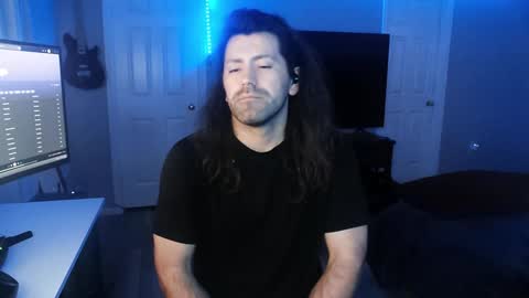 Snapshot of icy_ivy chatting on February 6, 2:44 am Ivan online show from February 6, 2:44 am