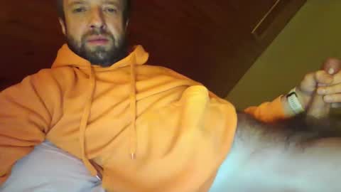 id04101982 online show from October 31, 1:29 am