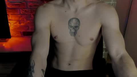 yo online show from April 16, 7:47 pm