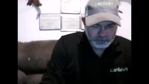 Snapshot of idkwhyidothis348732 chatting on January 6, 7:45 pm idkwhyidothis348732 online show from January 6, 7:45 pm