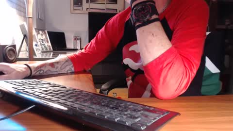 Michael online show from December 4, 12:52 am