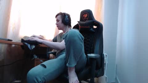 lord online show from February 25, 6:58 am