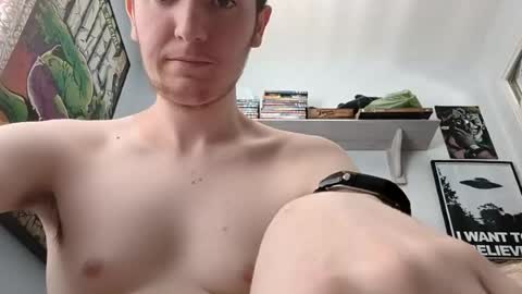 ilikepornguy666 online show from July 15, 2:24 pm