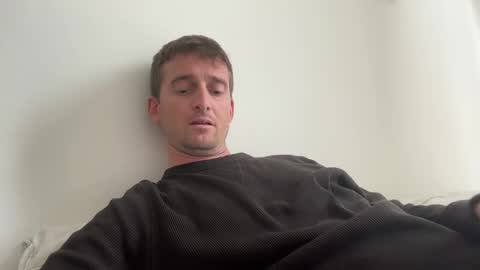 illbeurdadddyyy69 online show from May 6, 12:17 pm