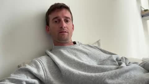 illbeurdadddyyy69 online show from May 4, 10:39 am
