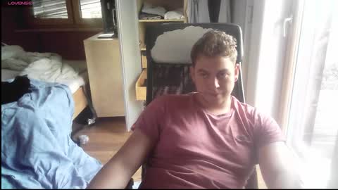 Snapshot of iloveyoutoo2000 chatting on September 26, 12:58 pm iloveyoutoo2000 online show from September 26, 12:58 pm