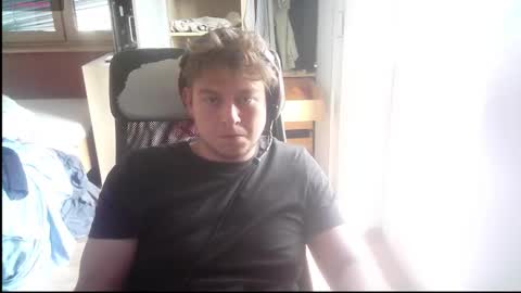 Snapshot of iloveyoutoo2000 chatting on September 12, 1:44 pm iloveyoutoo2000 online show from September 12, 1:44 pm