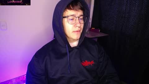 im__noah online show from March 8, 11:11 am