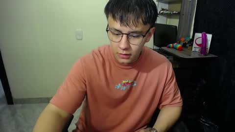 im__noah online show from March 3, 11:06 am