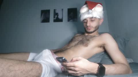 Paul online show from December 24, 9:22 pm