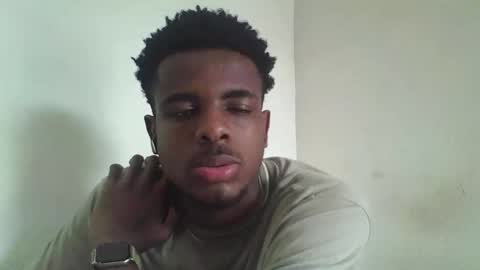 Snapshot of imaking01 chatting on October 13, 2:12 pm imaking01 online show from October 13, 2:12 pm