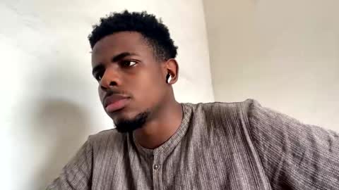 Snapshot of imaking01 chatting on September 30, 12:31 pm imaking01 online show from September 30, 12:31 pm